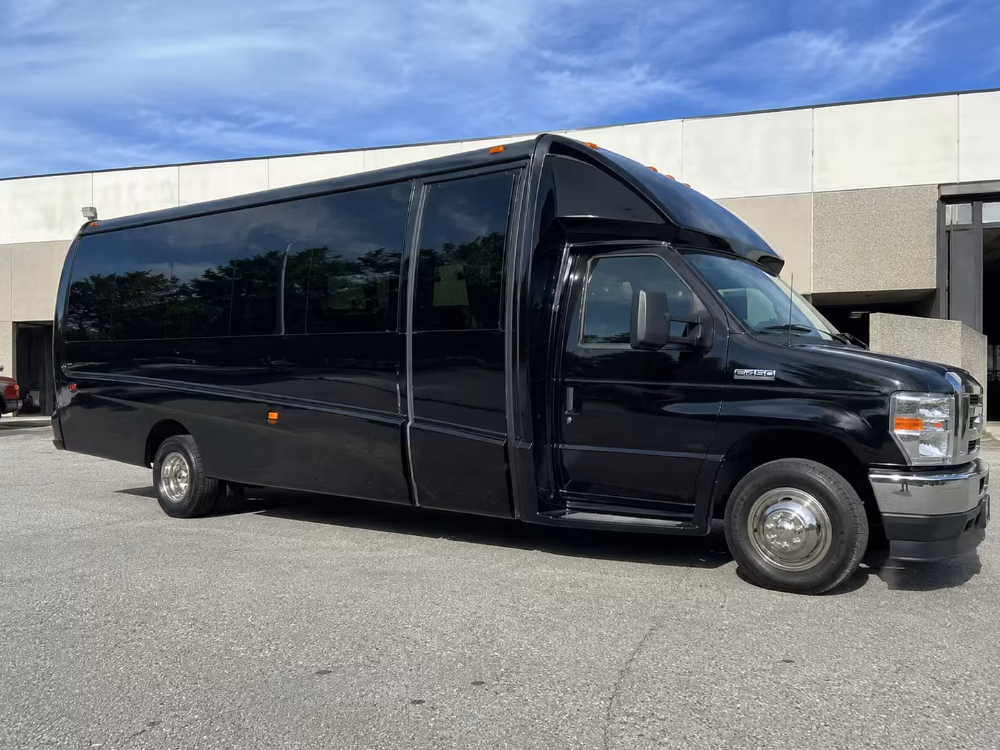 15 passenger minibus