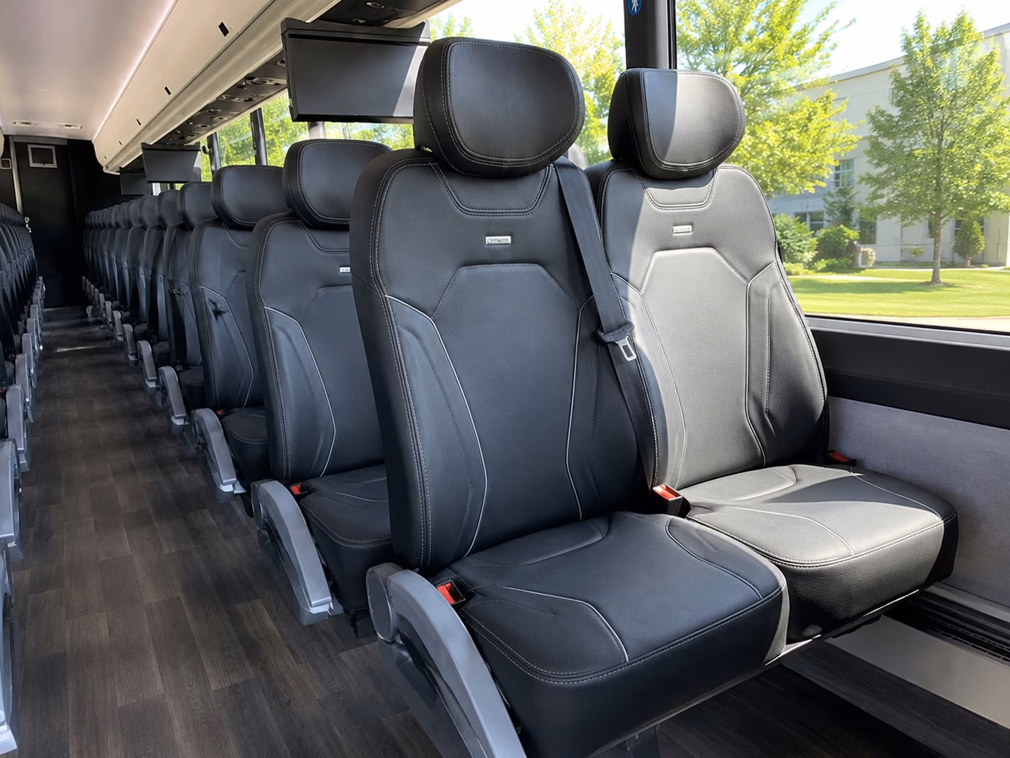 bus type and size change charter bus prices in lynn massachusetts