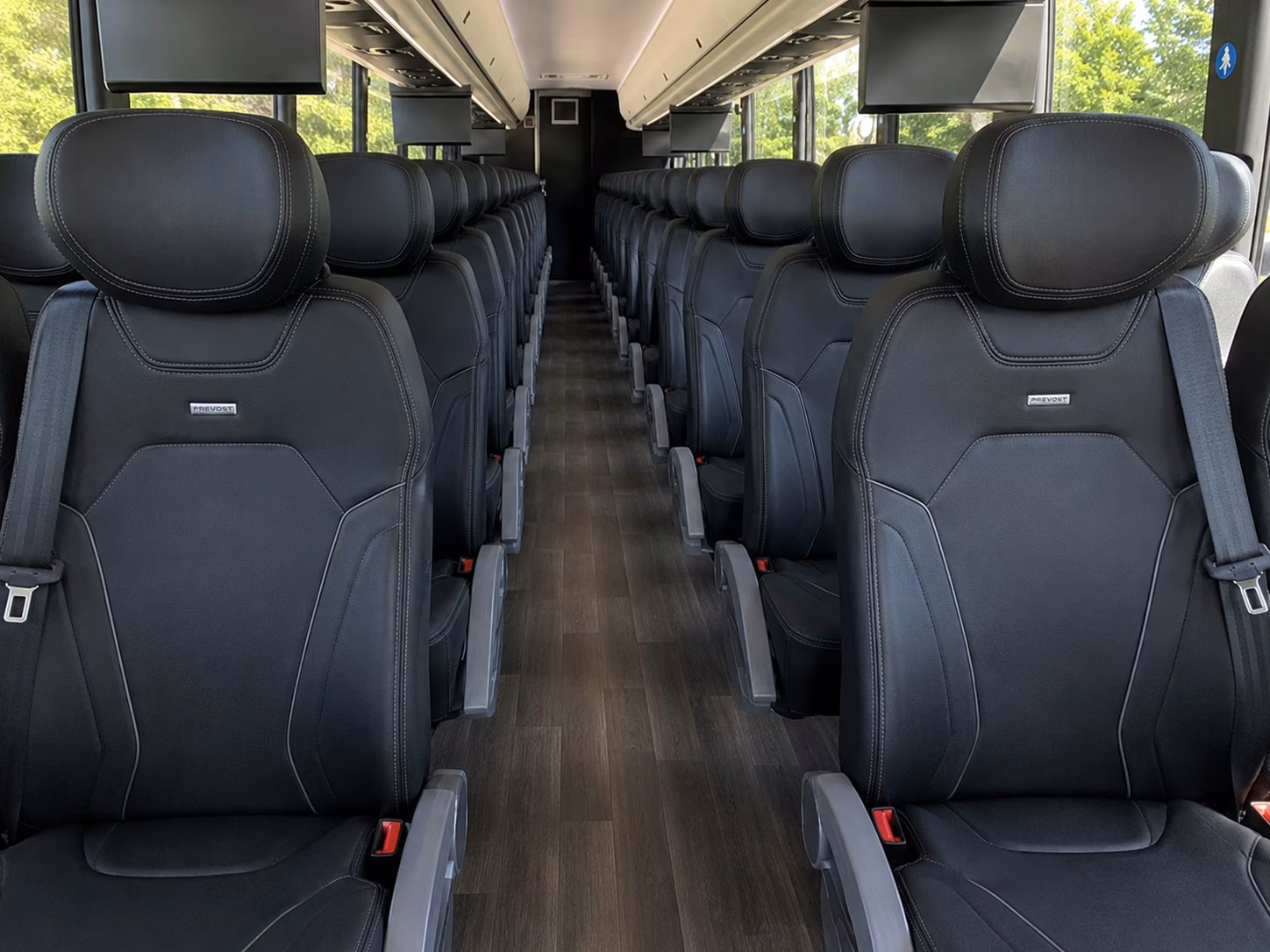 how where and when you are traveling affects lynn bus rental rates