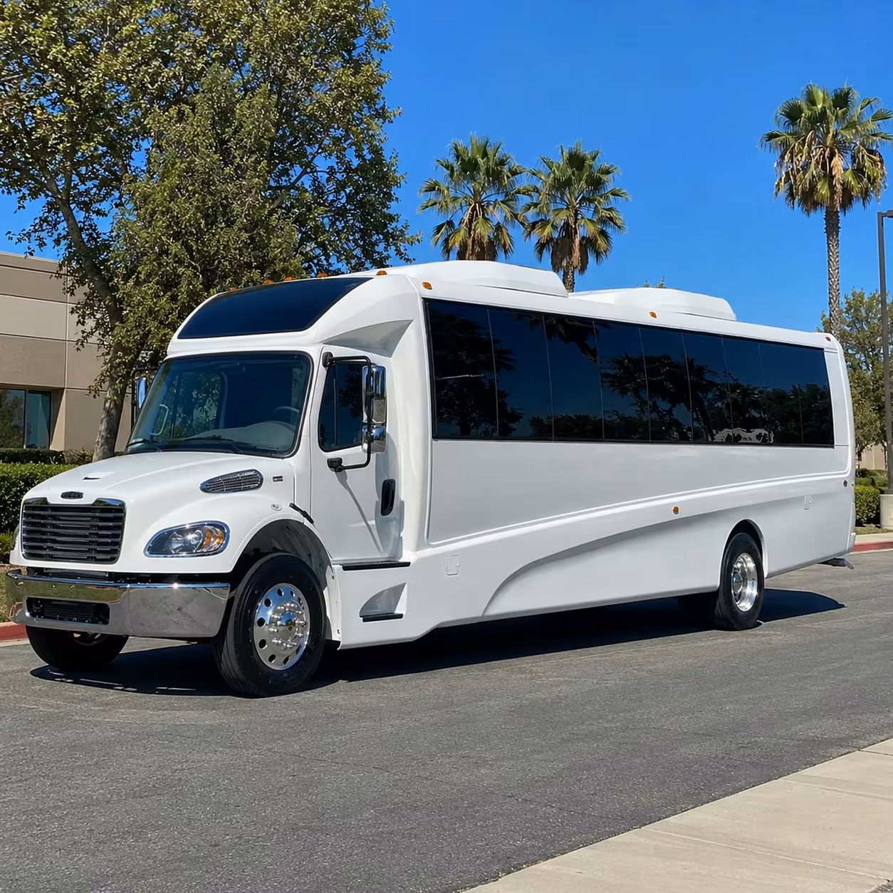 lynn 35 passenger minibus rental
