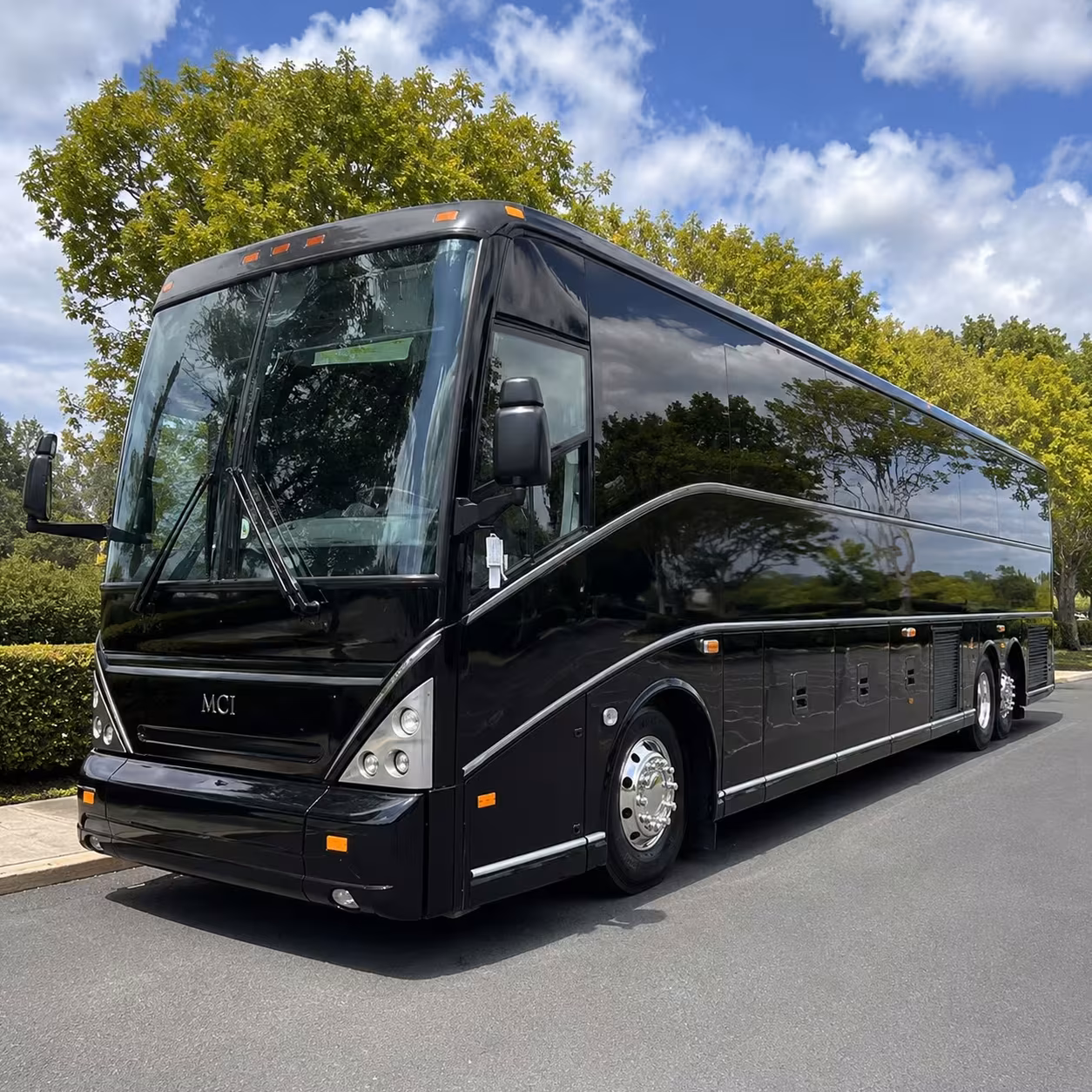lynn airport shuttle buses to logan mht and pvd