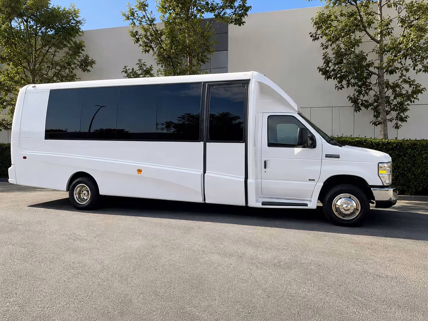 lynn minibus rentals for the sinclair and brighton music hall