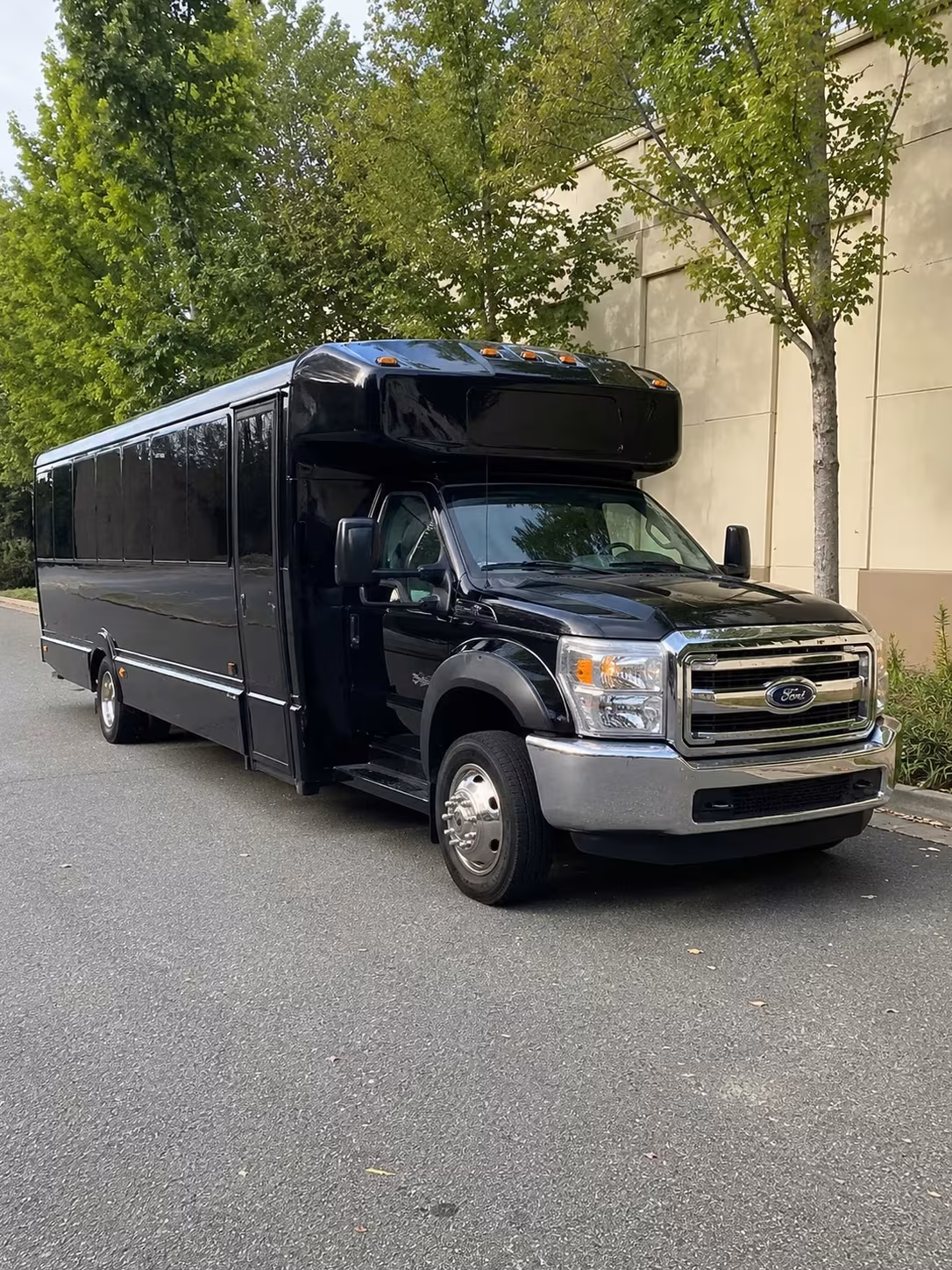 lynn prom homecoming bus rentals