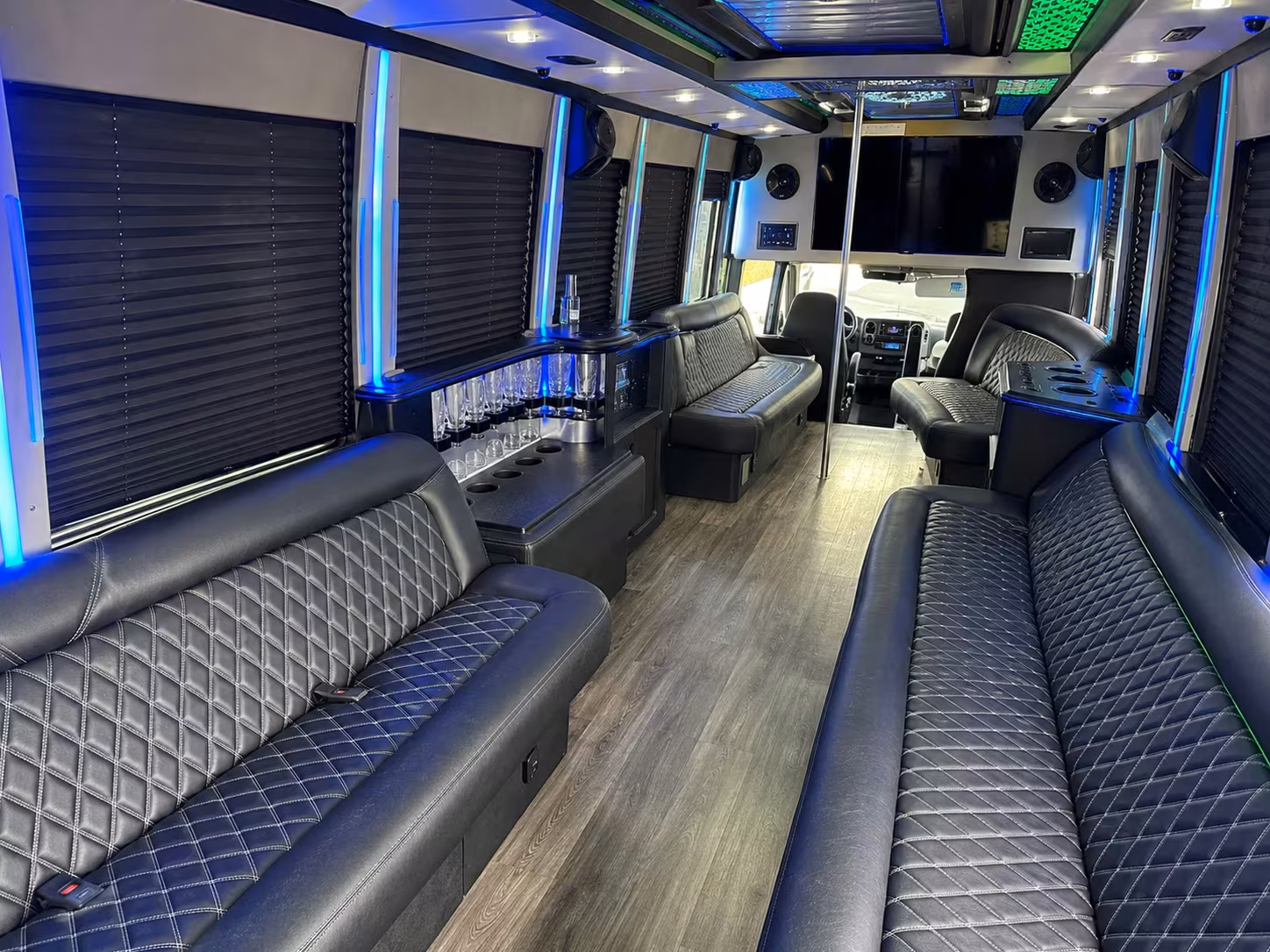 wedding bus rentals in lynn